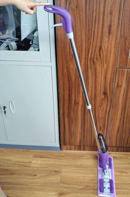 იატაკის მოპი სასხური ავზით